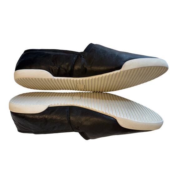 Frye Melanie Leather Slip-On Casual Shoes in Classic Black Sz 11 NWB - Picture 4 of 10